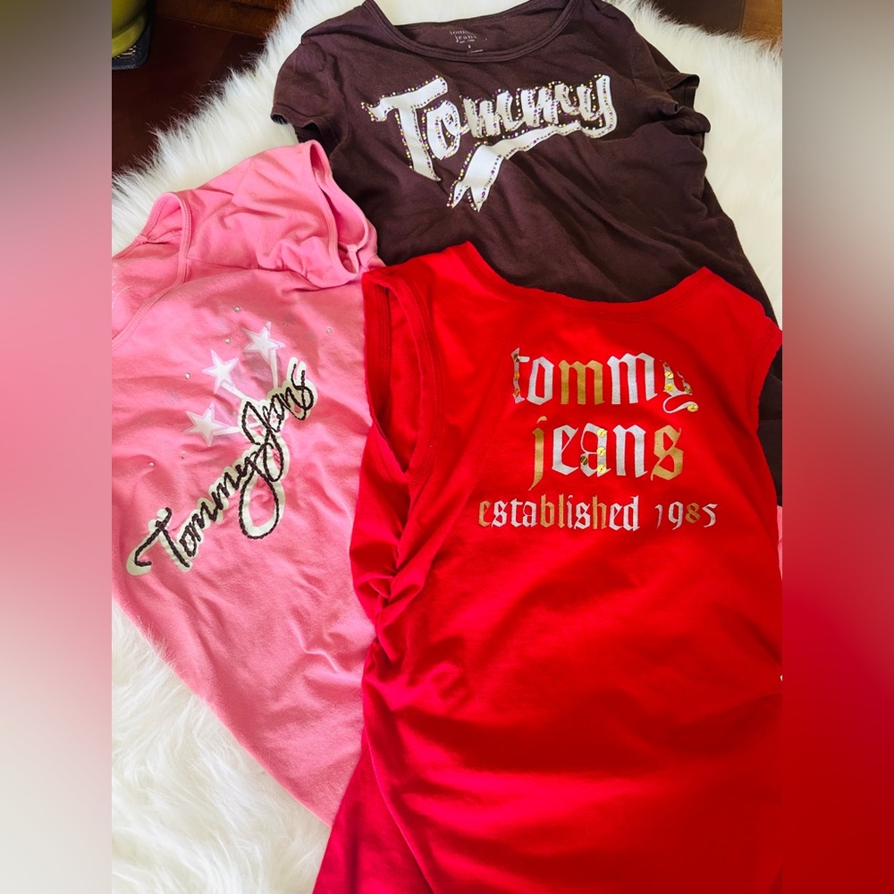 Tommy Hilfiger ( Tommy Jeans )  T-Shirts 3 set